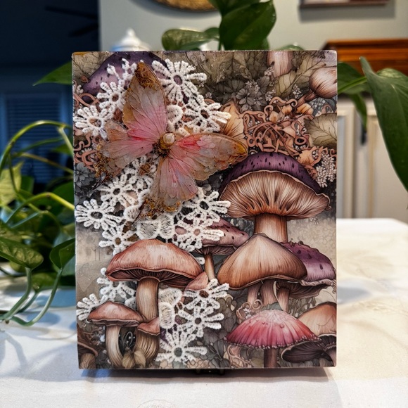 Hand crafted cigar box- Whimsical Butterfly and Mushroom Mixed Media Art - Picture 7 of 8